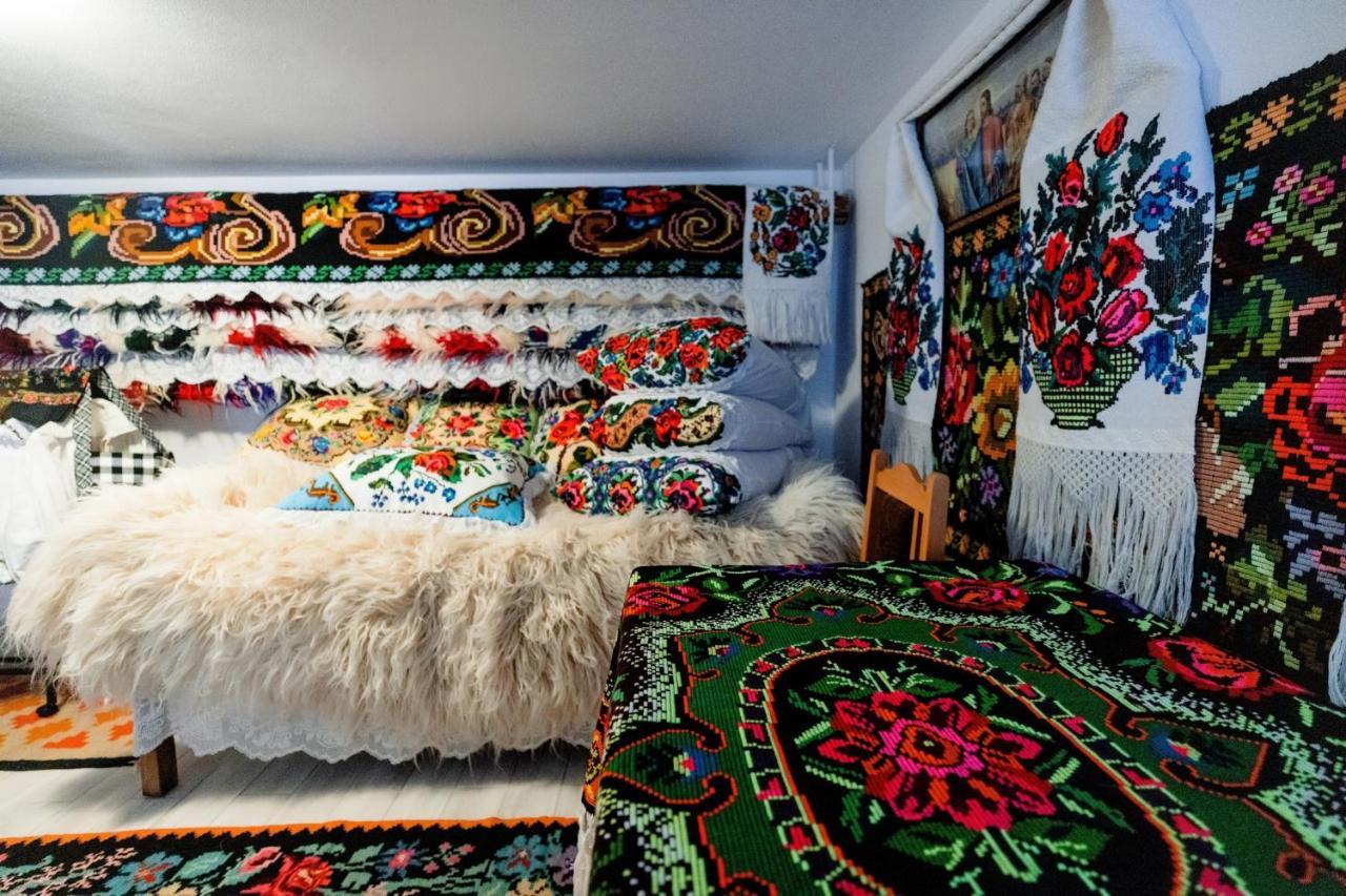 Pensiunea Hai In Maramures Birsana Luaran gambar