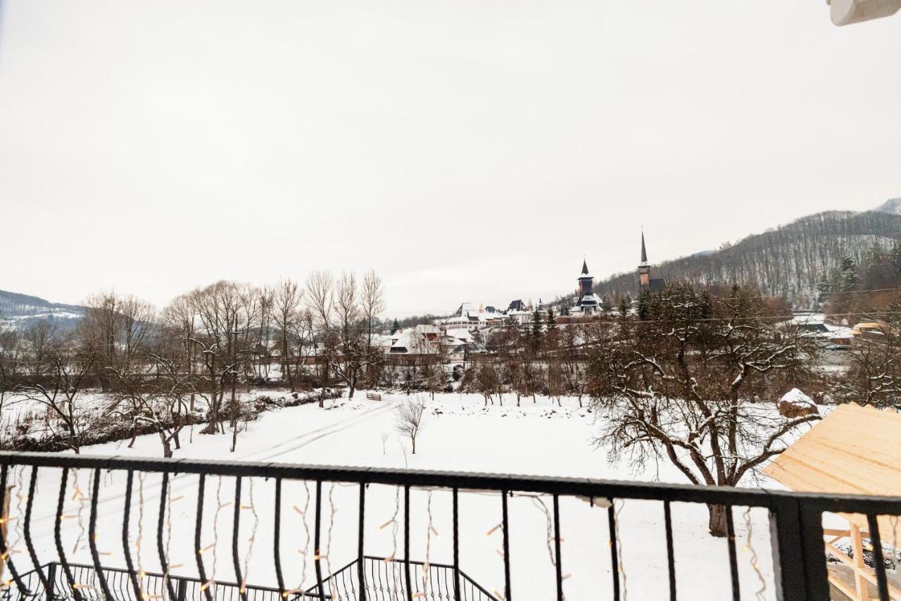 Pensiunea Hai In Maramures Birsana Luaran gambar